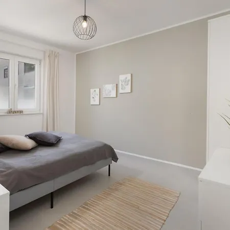 Marnja Apartment *